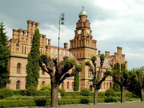 Universität Tscherniwzi – die ukrainische Hogwarts-Schule. Foto aus iliveukraine.com