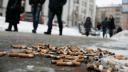 Zigarettenkippen auf der Straße - Ukraine