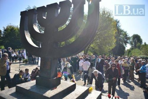Die jüdische Frage in der Ukraine - Menorah in Babij Jar