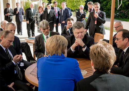 Wladimir Putin, Petro Poroschenko, Angela Merkel, Francois Hollande, Pawlo Klimkin, Kostjantyn Jelissejew