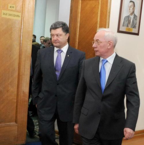 Wirtschaftsminister Pjotr Poroschenko und Ministerpräsident Nikolaj Asarow